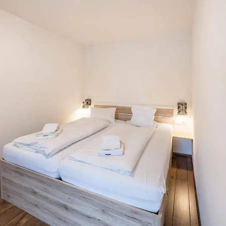 Sophia Apartment *